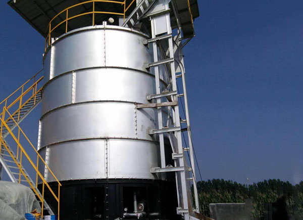 有機肥發(fā)酵罐是怎么堆制有機肥料的？